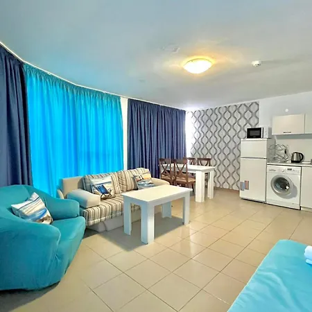 Aparthotel Stela 4*