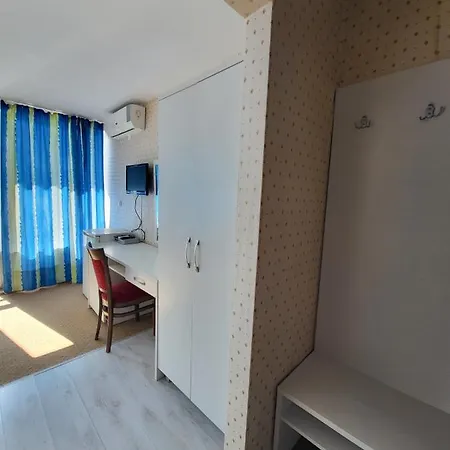 Aparthotel Stela *